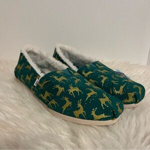 NWT Toms Alpargata Christmas Slip Ons